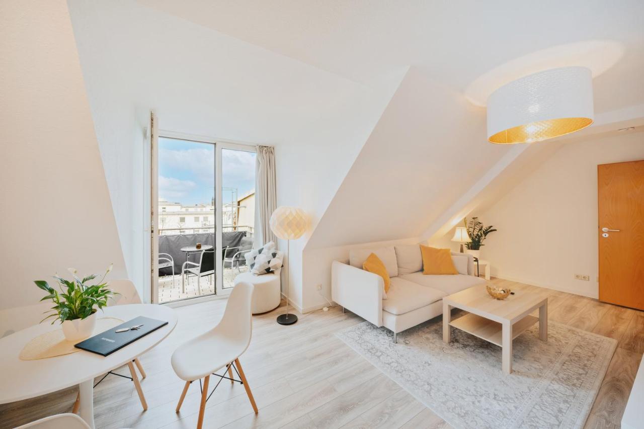 Bliss Place - Serviced Apartment - Arbeitsplatz, Zentral, Kueche, Waschmaschine, Smarttv Magdeburg Dış mekan fotoğraf