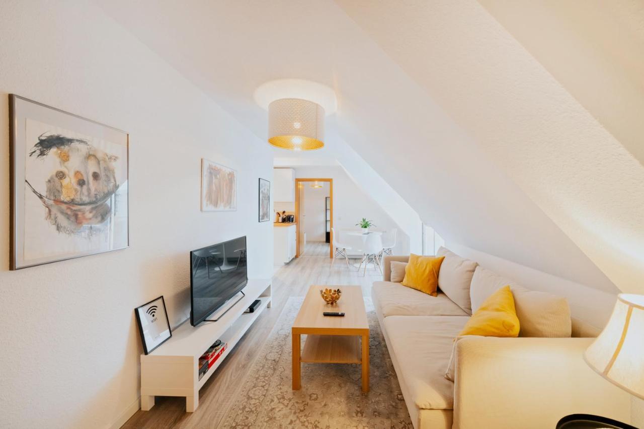 Bliss Place - Serviced Apartment - Arbeitsplatz, Zentral, Kueche, Waschmaschine, Smarttv Magdeburg Dış mekan fotoğraf