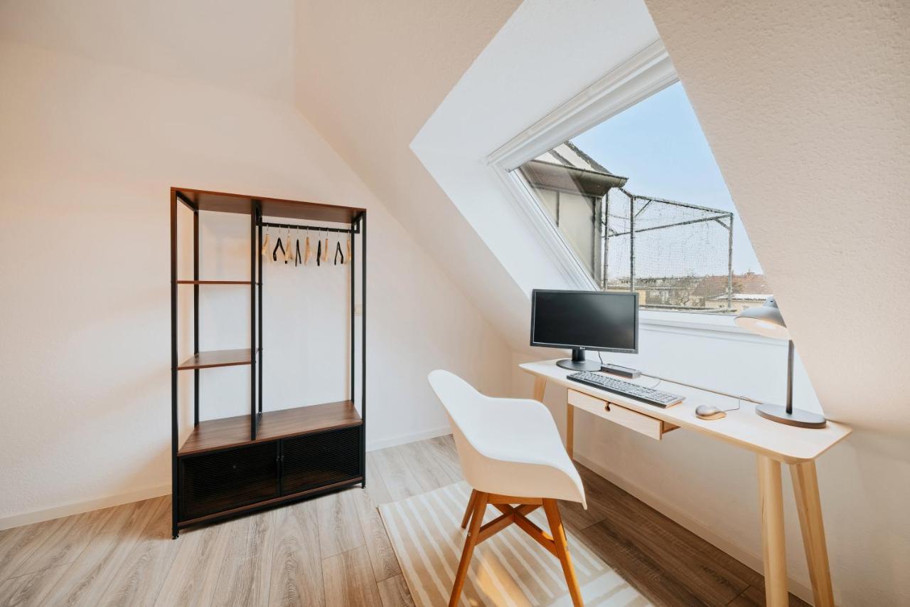 Bliss Place - Serviced Apartment - Arbeitsplatz, Zentral, Kueche, Waschmaschine, Smarttv Magdeburg Dış mekan fotoğraf