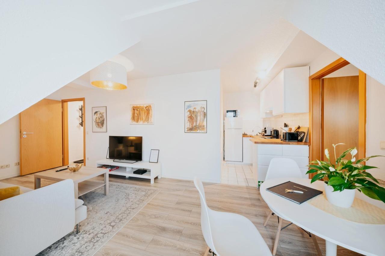 Bliss Place - Serviced Apartment - Arbeitsplatz, Zentral, Kueche, Waschmaschine, Smarttv Magdeburg Dış mekan fotoğraf